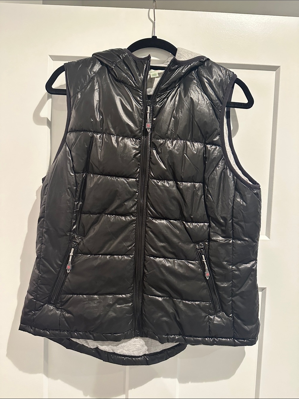 Tangerine Women's Hooded Quilted Puffer Vest - Black